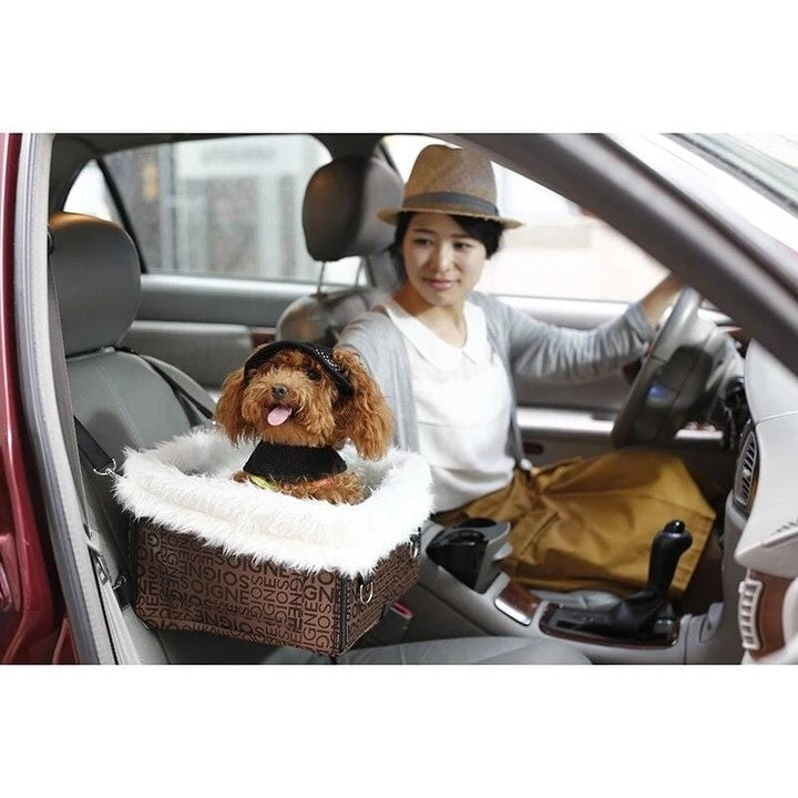 Luxury Pet Car Seat Portable Waterproof Foldable carrier for pets
